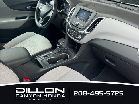 Used 2022 Chevrolet Equinox LS w/ LS Convenience Package AWD/4WD image 16