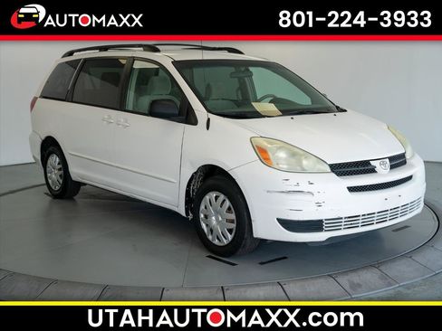 Used 2004 Toyota Sienna CE FWD image 1