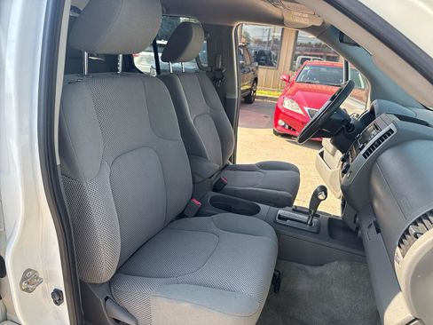 Used 2018 Nissan Frontier SV RWD image 27