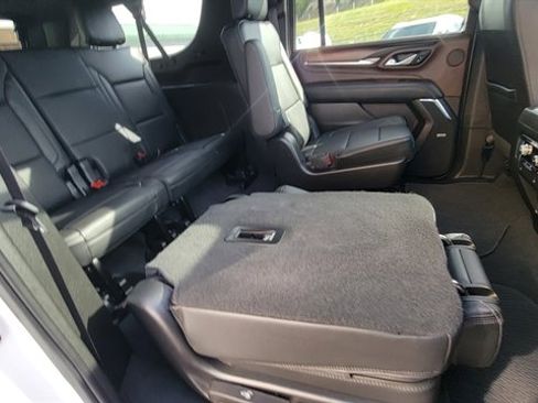 Used 2022 GMC Yukon XL Denali AWD/4WD image 59