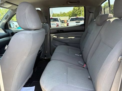 Used 2014 Toyota Tacoma PreRunner w/ Convenience Package RWD image 23