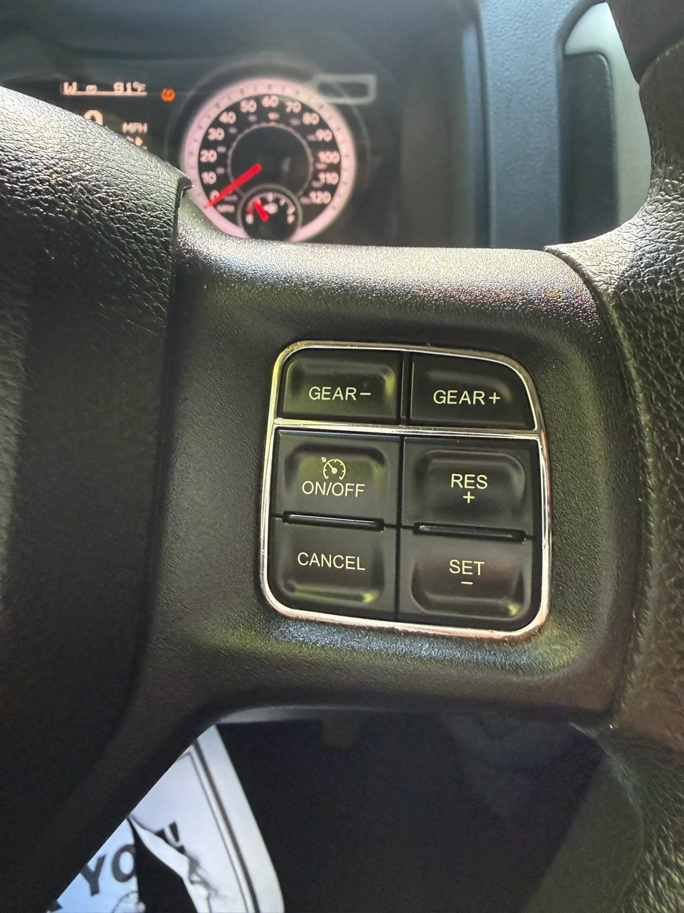 Used 2015 RAM 1500 Express RWD image 16