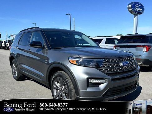 Used 2024 Ford Explorer XLT w/ Equipment Group 202A AWD/4WD image 1
