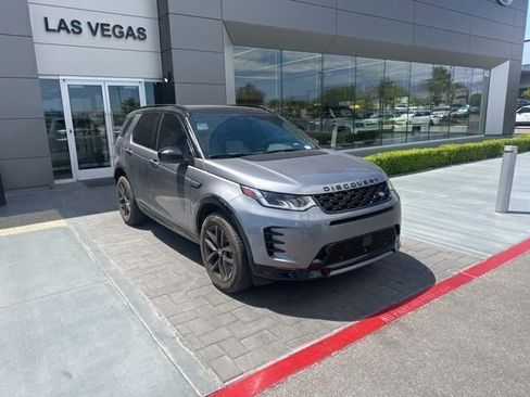 Used 2024 Land Rover Discovery Sport Dynamic SE AWD/4WD image 3