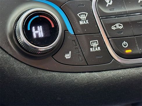 Used 2020 Chevrolet Malibu LT image 21