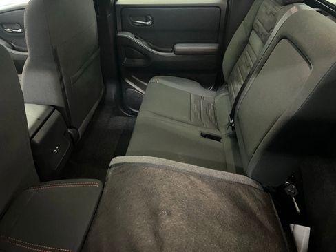 New 2025 Nissan Frontier PRO-4X w/ Tow Package image 21