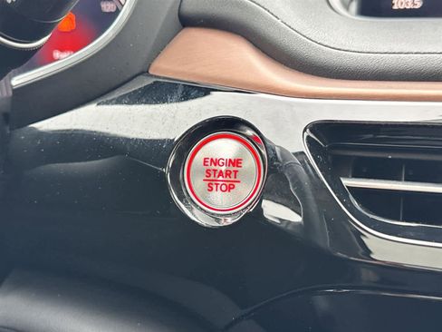 Certified 2022 Acura MDX SH-AWD w/ Technology Package image 32