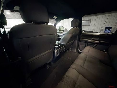 Used 2020 Ford F150 XLT w/ Equipment Group 302A Luxury image 9