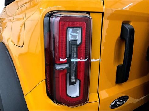 Certified 2021 Ford Bronco Badlands AWD/4WD image 28