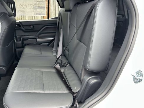 New 2026 Toyota 4Runner TRD Off-Road Premium AWD/4WD image 14
