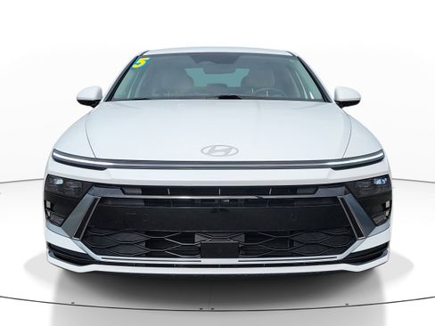 Used 2025 Hyundai Sonata SEL image 2