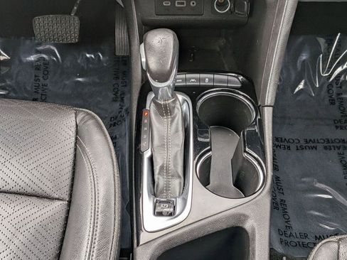 Used 2021 Buick Encore GX Essence AWD/4WD image 28