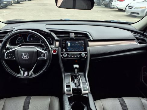 Certified 2019 Honda Civic EX-L image 4
