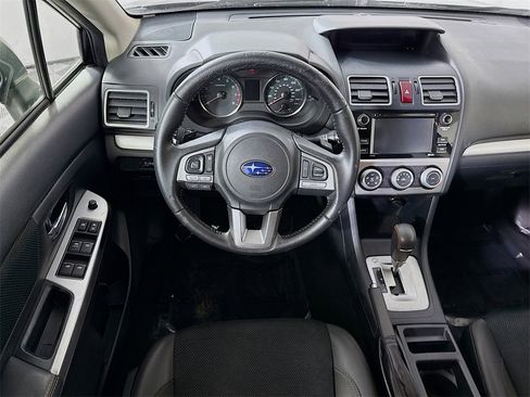 Used 2017 Subaru Crosstrek 2.0i Premium image 3