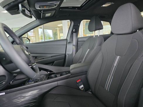 New 2026 Hyundai Elantra SEL Sport Premium FWD image 15