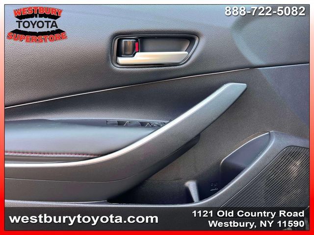 Used 2024 Toyota Corolla SE w/ SE Premium Package FWD image 18