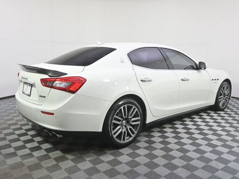 Used 2017 Maserati Ghibli RWD image 7