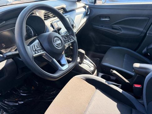 Certified 2025 Nissan Versa SV FWD image 18