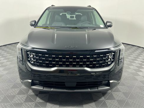 New 2027 Kia Carnival SX w/ Dark Edition Package FWD image 9