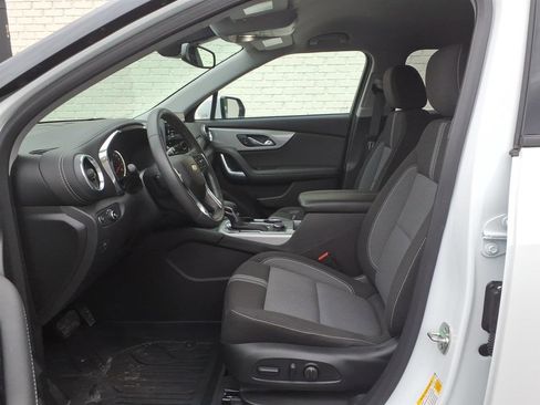Used 2024 Chevrolet Blazer LT w/ Convenience Package FWD image 12