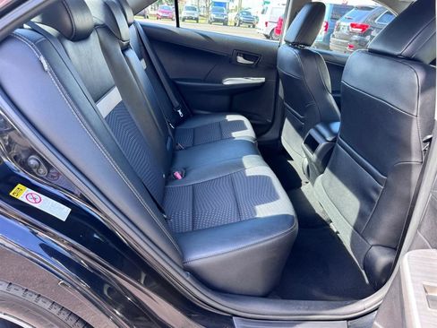 Used 2012 Toyota Camry SE FWD image 41