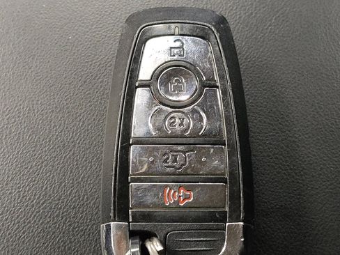 Used 2021 Lincoln Aviator Reserve w/ Equipment Group 201A AWD/4WD image 32