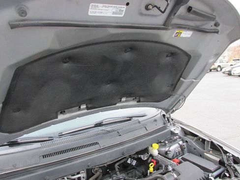 Used 2017 Dodge Journey SE w/ Flexible Seating Group FWD image 33