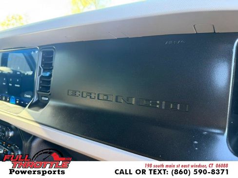 Used 2023 Ford Bronco Wildtrak AWD/4WD image 17
