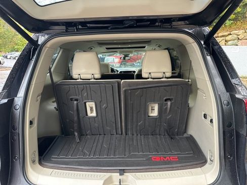 Used 2017 GMC Acadia Denali w/ Technology Package image 27