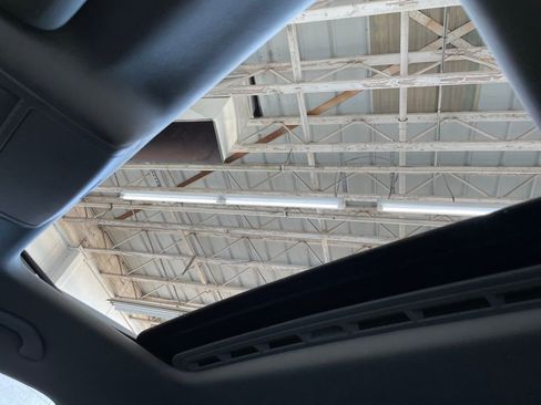 Used 2021 Volkswagen Passat 2.0T SE image 46