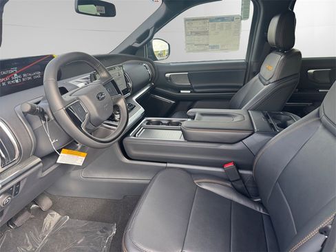 New 2025 Ford Expedition Tremor image 13