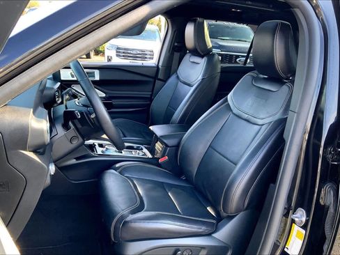 Certified 2021 Ford Explorer ST w/ Equipment Group 401A image 8