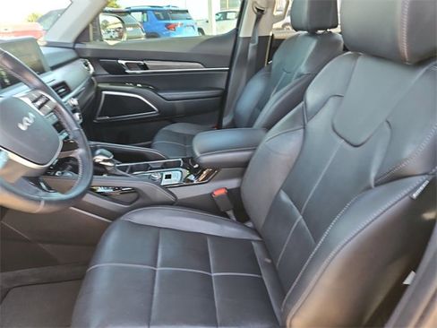 Used 2022 Kia Telluride EX w/ EX Premium Package image 15