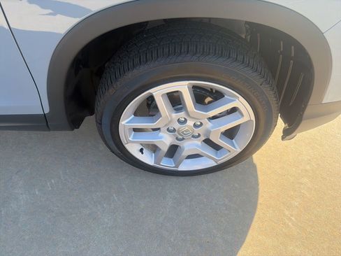 Used 2024 Honda Passport EX-L image 30