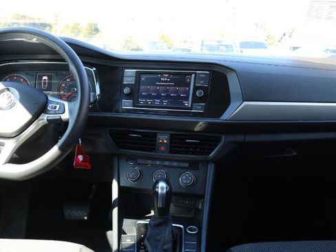 Used 2021 Volkswagen Jetta S w/ Driver Assistance Package FWD image 13
