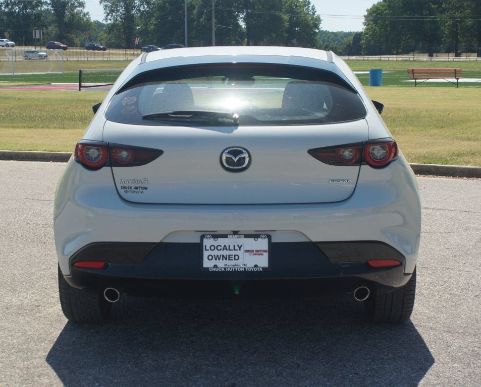 Used 2024 MAZDA MAZDA3 s FWD image 3