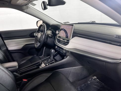 Used 2022 Jeep Compass Limited image 27