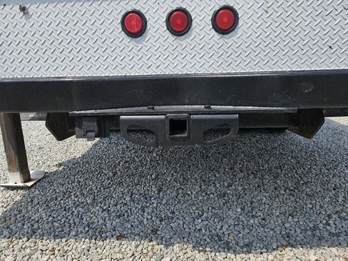 Used 2022 Ford F650 2WD Regular Cab Super Duty image 83