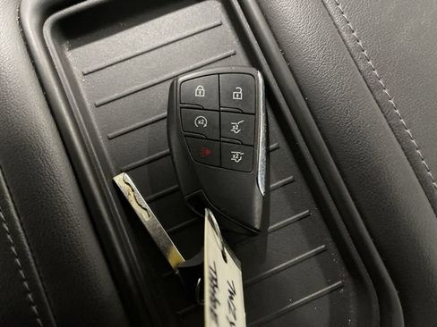 Used 2023 Chevrolet Tahoe LT image 34