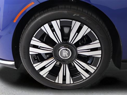 New 2025 Rolls-Royce Spectre image 12