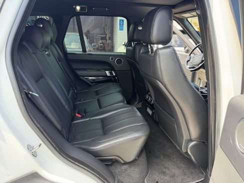 Used 2017 Land Rover Range Rover Supercharged AWD/4WD image 13