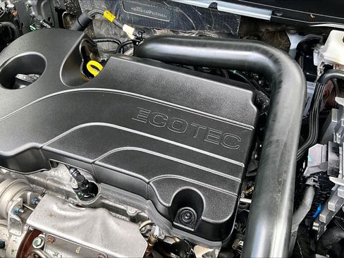 Used 2023 Chevrolet Equinox LT FWD image 31