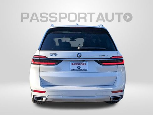 New 2026 BMW X7 xDrive40i image 4