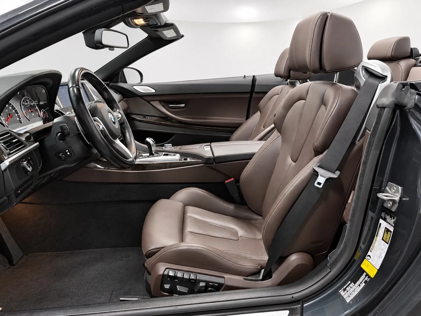 Used 2013 BMW M6 Convertible RWD image 12