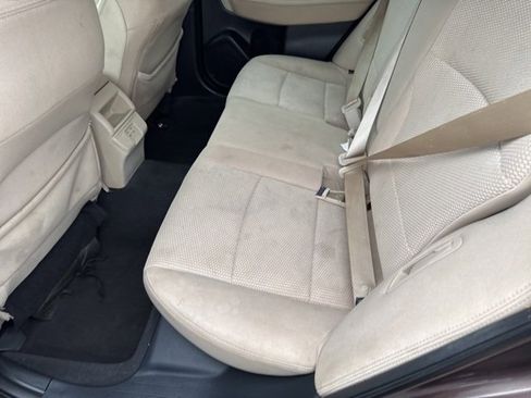 Used 2019 Subaru Outback 2.5i Premium image 12