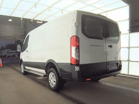 Used 2024 Ford Transit 250 Low Roof w/ Exterior Upgrade Package RWD image 3