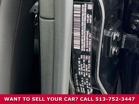 Used 2023 Jeep Renegade Latitude image 35