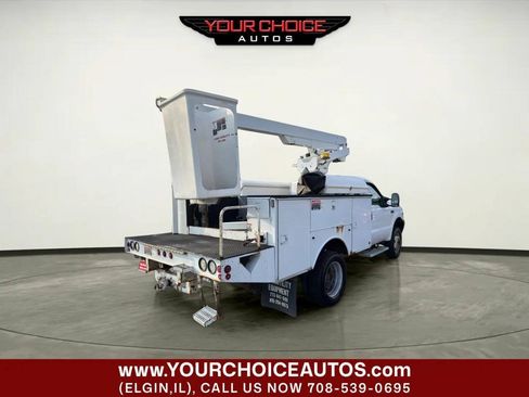 Used 2003 Ford F450 2WD Regular Cab Super Duty image 5
