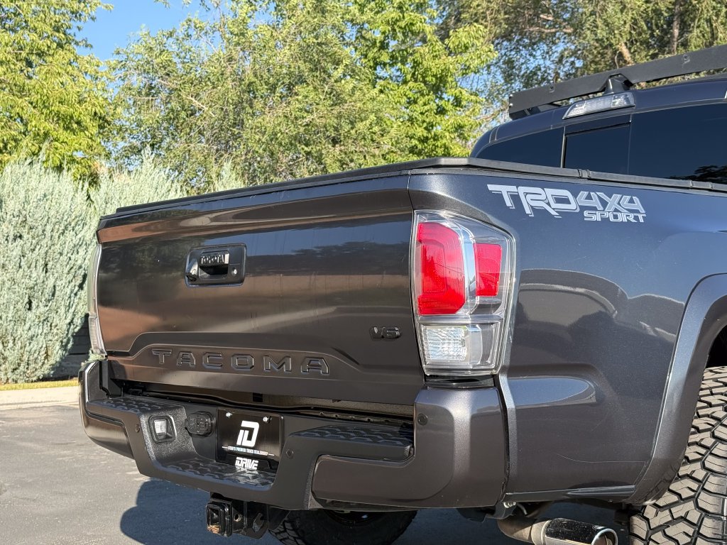 Used 2022 Toyota Tacoma TRD Sport w/ Technology Package AWD/4WD image 15