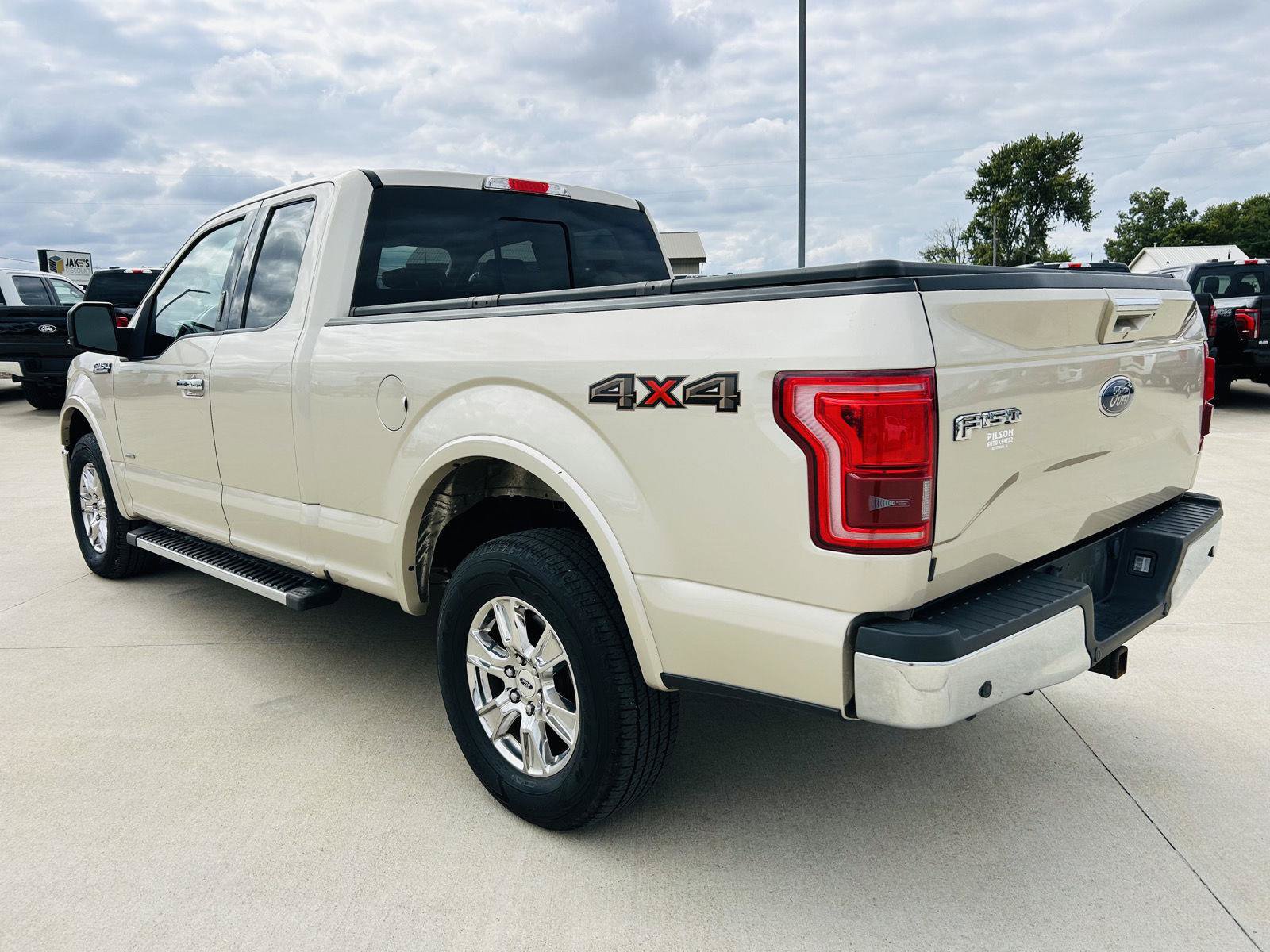 Used 2017 Ford F150 Lariat w/ Equipment Group 502A Luxury AWD/4WD image 37